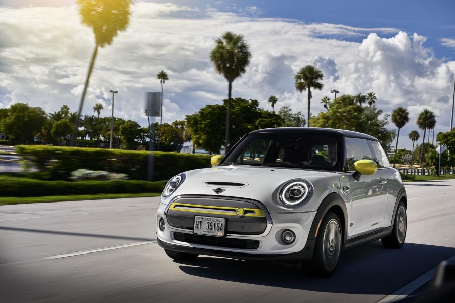  Mini Cooper SE (F56) 2020 года  (NA) (фото 47 из 342)